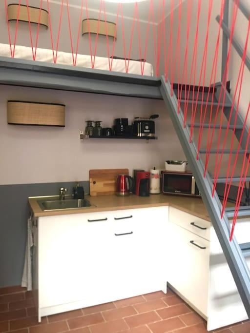 Artist Studio Apartment Рим Екстериор снимка